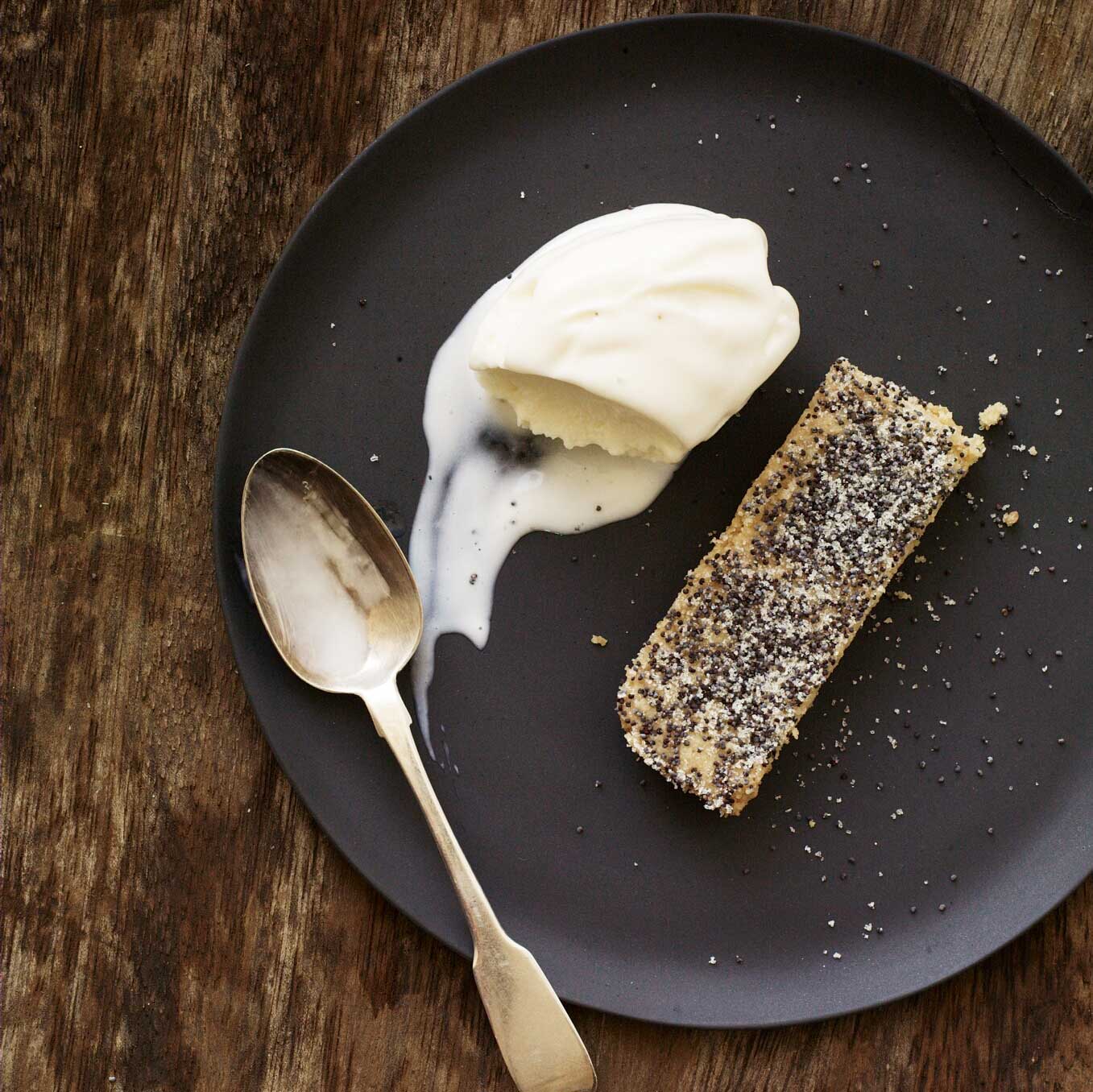 Yoghurt & cardamom sorbet with brown butter & poppy seed biscuits