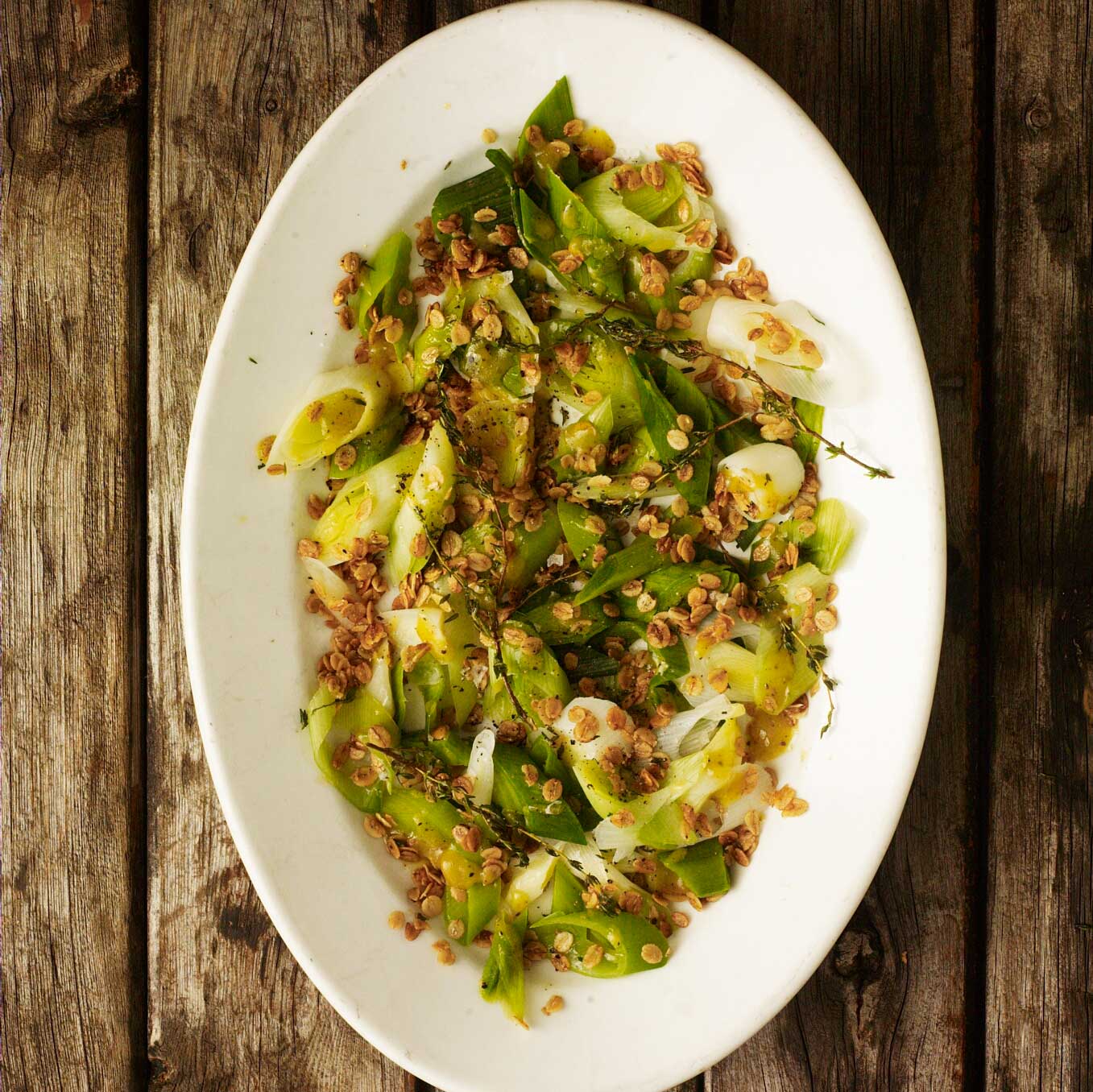 Butter-roasted barley flakes & leeks
