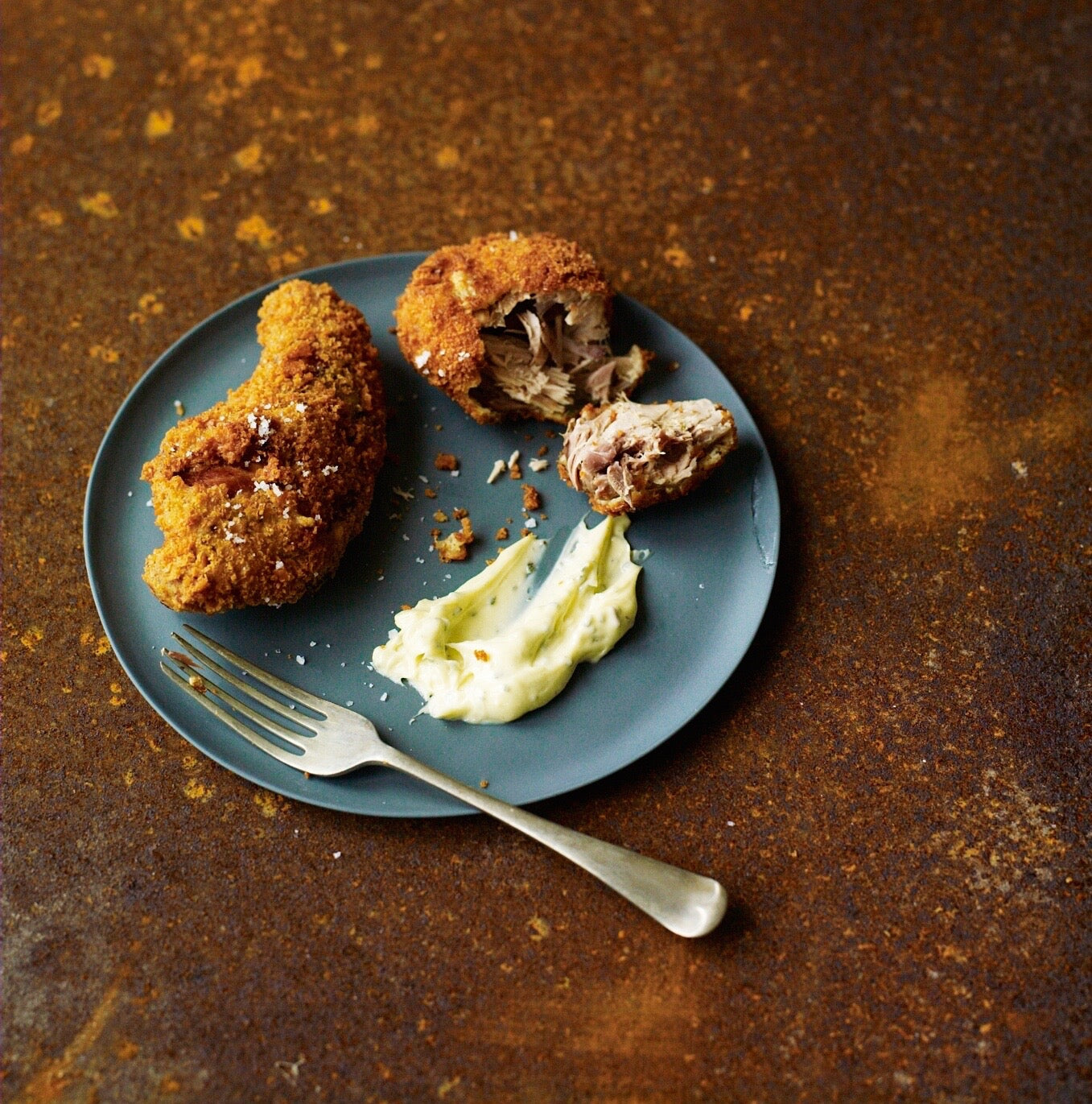 Crispy rabbit with marjoram & lemon mayonnaise