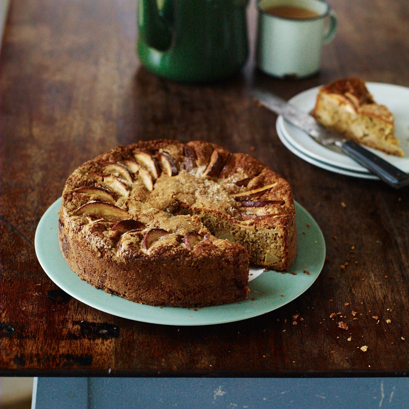 Apple rye & cider cake