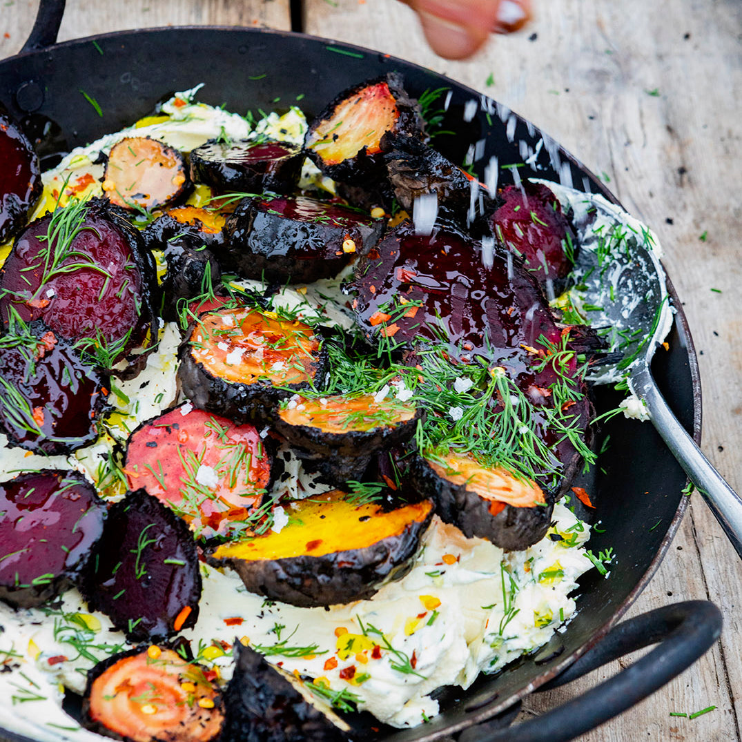 Grilled beetroot with labneh and dill