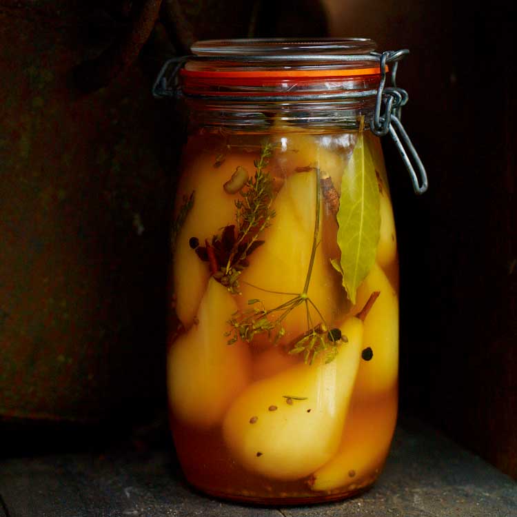 Preserved pears for winter