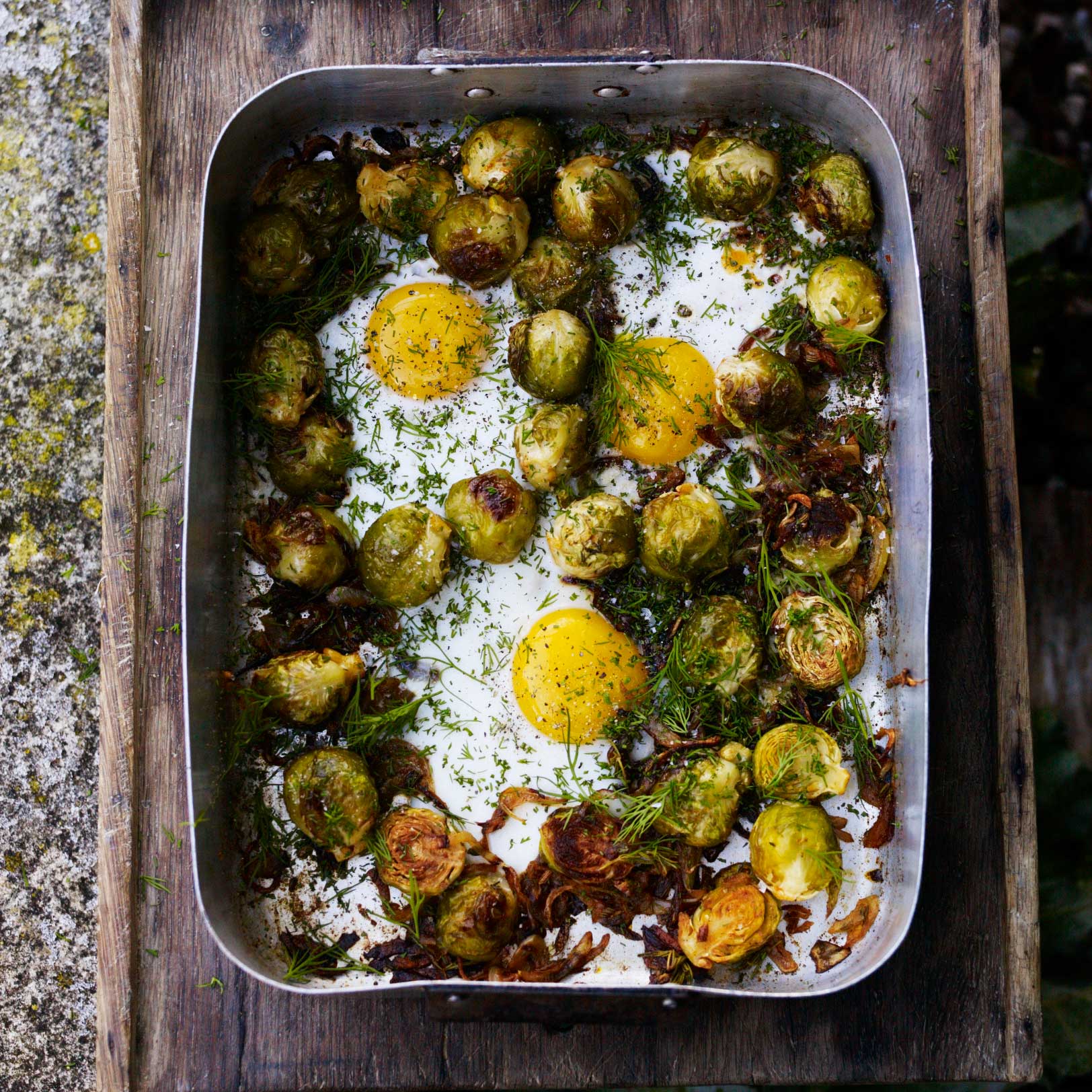 Roast sprouts with onions, fennel seeds, garlic, smoked paprika, dill and eggs
