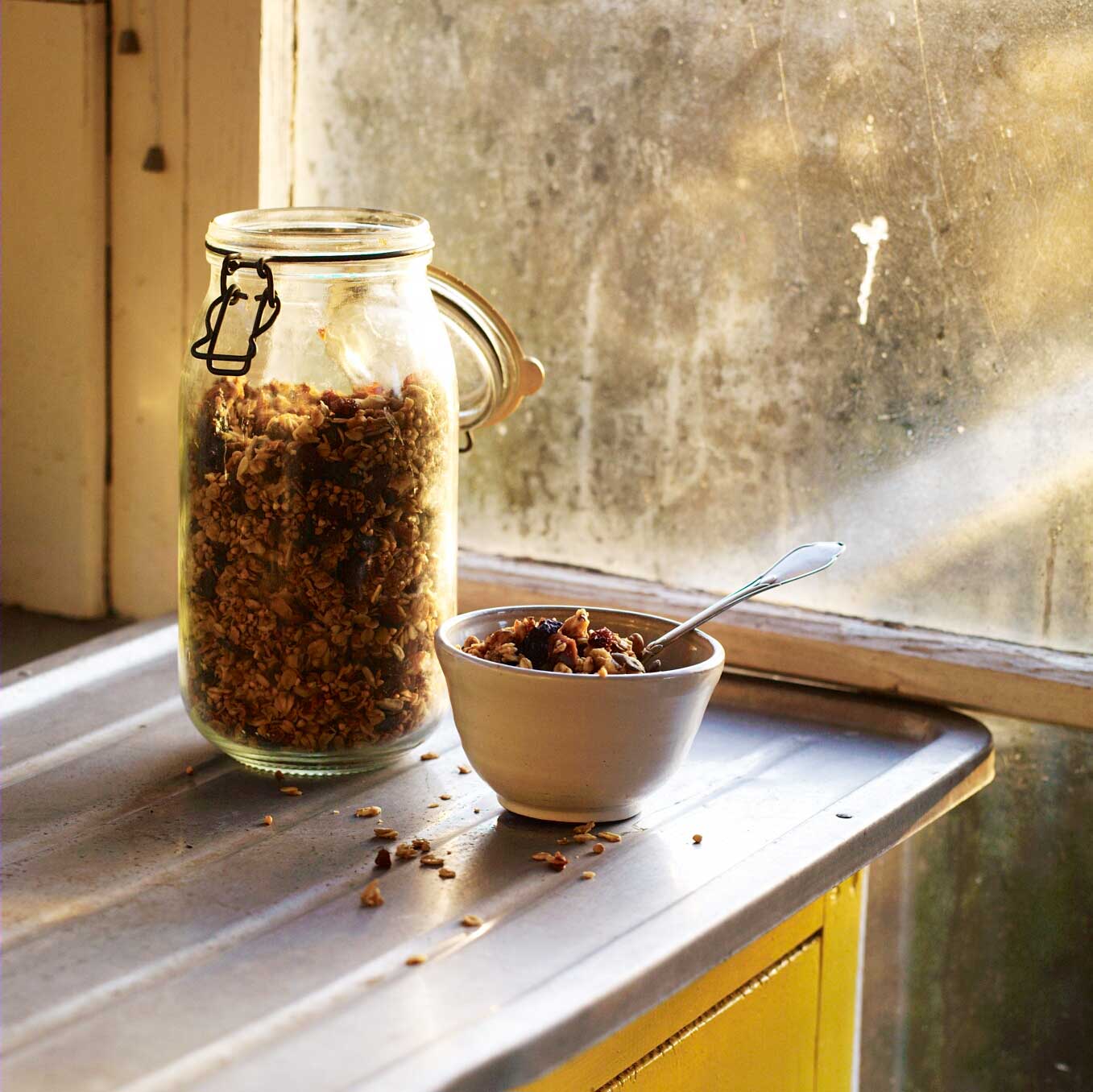 Buckwheat & oat granola